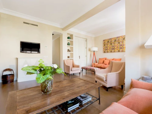 Apartamento Sevilla, 2 dormitorios, 5 personas - photo_1011873940428