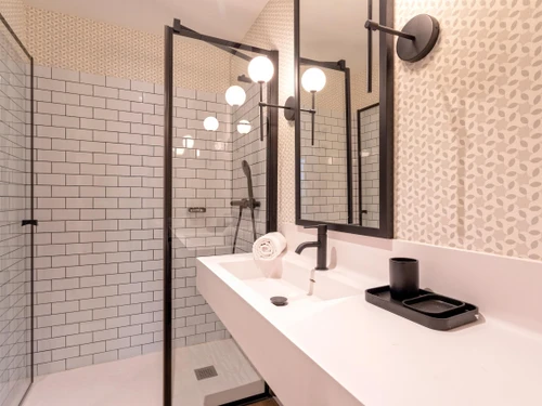 Apartment Seville, 2 bedrooms, 4 persons - photo_1011874297591