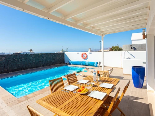 Villa Puerto del Carmen, 5 bedrooms, 11 persons - photo_1011874492476