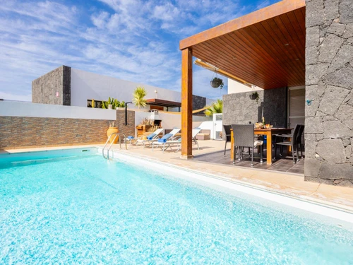 Villa Puerto del Carmen, 3 Schlafzimmer, 6 Personen - photo_1011874615167