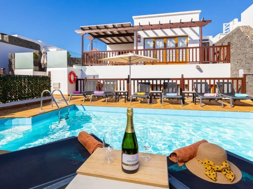 Villa Playa Blanca, 5 pièces, 8 personnes - photo_1011874686534