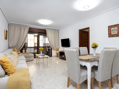 Apartment Santa Cruz de Tenerife, 4 bedrooms, 8 persons - photo_1011874484693