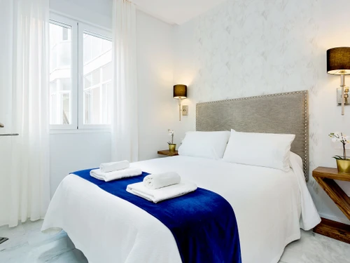 Apartamento Sevilla, 3 dormitorios, 7 personas - photo_1011874149659