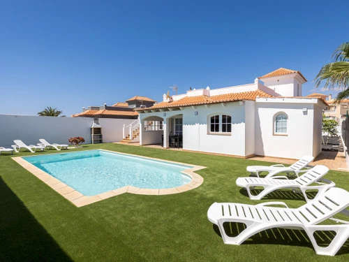 Villa Puerto del Rosario, 4 bedrooms, 8 persons - photo_1011874664616