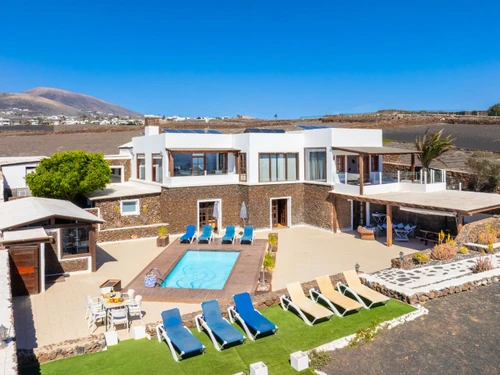 Villa Puerto del Carmen, 5 Schlafzimmer, 10 Personen - photo_1011874782173