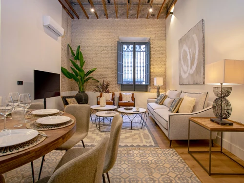 Apartamento Sevilla, 4 dormitorios, 8 personas - photo_1011874763975