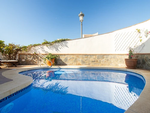 Villa Nerja, 3 Schlafzimmer, 6 Personen - photo_1011874662582