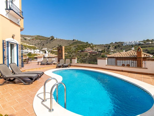 Villa Nerja, 4 dormitorios, 8 personas - photo_1011874761864