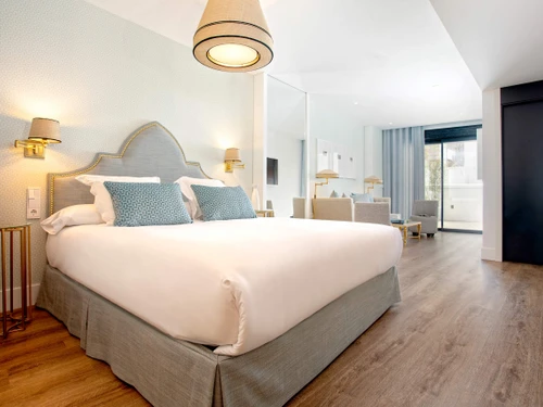 Apartamento Sevilla, 3 dormitorios, 6 personas - photo_1011874806459