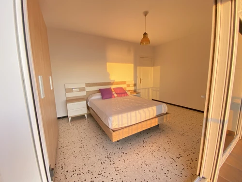 Apartment Roses, 4 bedrooms, 8 persons - photo_1011931960803