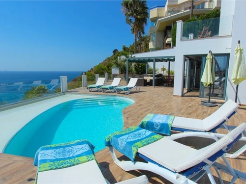 Villa Nerja, 4 bedrooms, 8 persons - photo_1011875140782