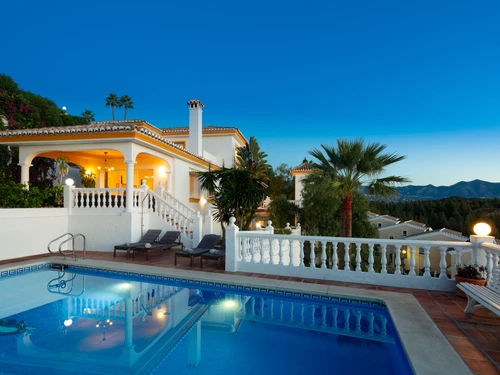 Villa Mijas Costa, 6 Schlafzimmer, 14 Personen - photo_1011875067137