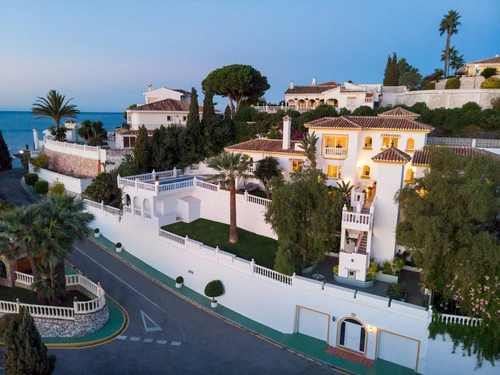 Villa Mijas Costa, 6 Schlafzimmer, 14 Personen - photo_1011875067137