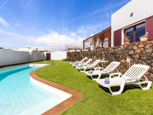 Villa Playa Honda, 6 bedrooms, 12 persons - photo_1011875054051