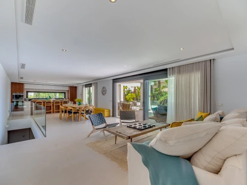 Villa Marbella, 5 Schlafzimmer, 15 Personen - photo_1011875210528