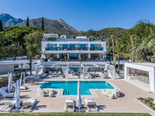 Villa Marbella, 8 Schlafzimmer, 16 Personen - photo_1011875236774