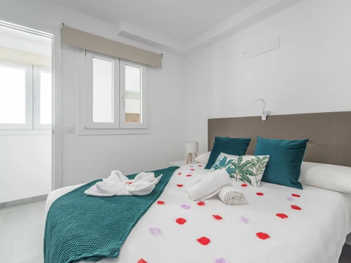 Apartment Vecindario, 1 bedroom, 3 persons - photo_1011873724395