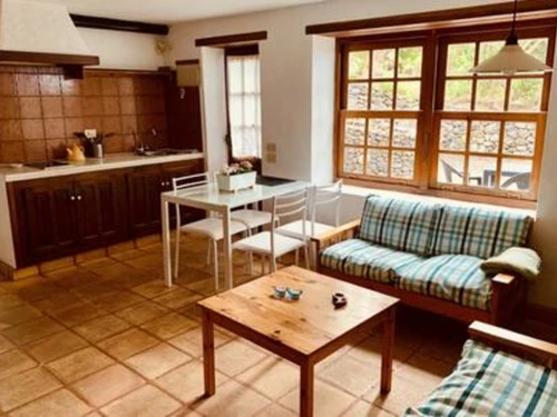 Apartment Mocanal, 2 bedrooms, 4 persons - photo_1011873747522