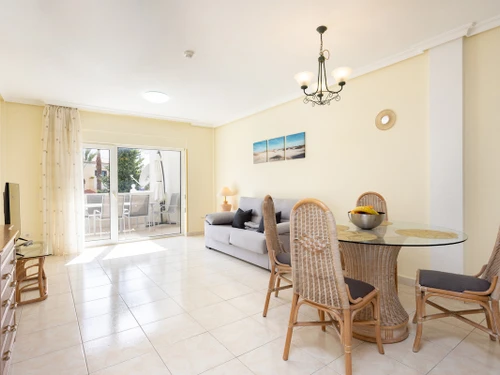 Appartement Arona, 2 pièces, 4 personnes - photo_1011873720073