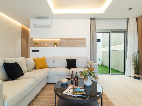 Apartment Arinaga, 2 bedrooms, 4 persons - photo_1011873794257