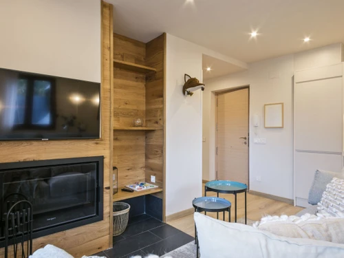 Apartment Gessa, 2 bedrooms, 4 persons - photo_1011873760531