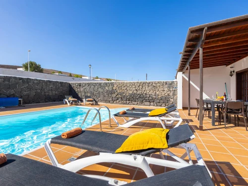 Villa Playa Blanca, 3 Schlafzimmer, 6 Personen - photo_1011874048275