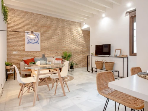 Apartment Seville, 1 bedroom, 2 persons - photo_1011873708222