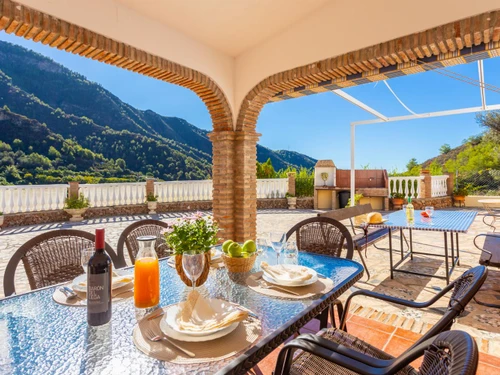 Villa Nerja, 3 Schlafzimmer, 6 Personen - photo_1011873846118