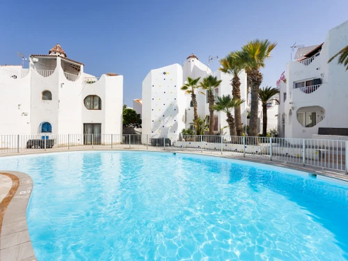Apartamento Arona, 1 dormitorio, 2 personas - photo_1011873872576