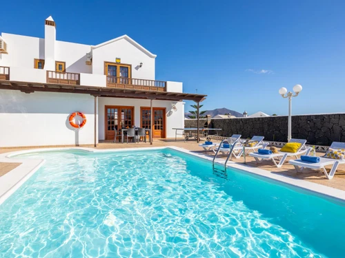 Villa Playa Blanca, 2 bedrooms, 4 persons - photo_1011873961084