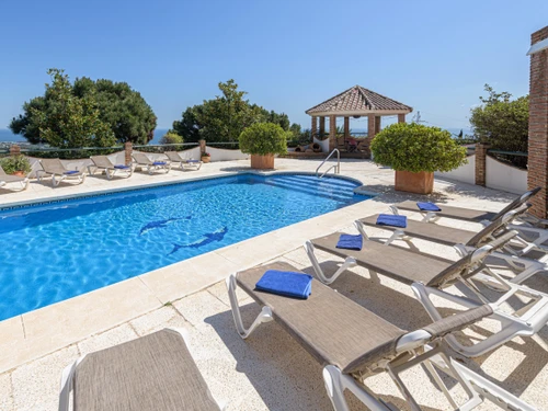 Villa Estepona, 6 Schlafzimmer, 14 Personen - photo_1011949811693