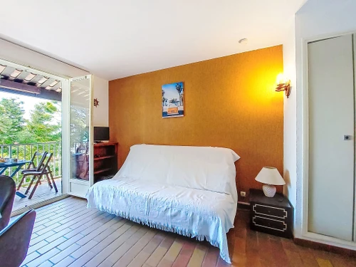 Apartment Saint-Cyr-sur-mer- La Madrague, studio flat, 4 persons - photo_1011929131094