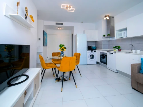 Ferienwohnung Calp, 2 Schlafzimmer, 4 Personen - photo_14899182926