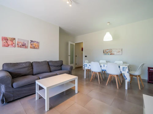 Apartment Torredembarra, 3 bedrooms, 6 persons - photo_18619989118