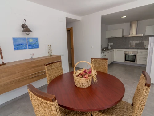 Apartment Roses, 2 bedrooms, 4 persons - photo_1011963753757