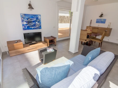 Apartment Roses, 2 bedrooms, 4 persons - photo_1011963753757