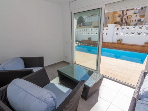 Apartment Roses, 2 bedrooms, 4 persons - photo_1011963754014