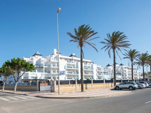 Apartment Roquetas de Mar, 1 bedroom, 4 persons - photo_1011963948413