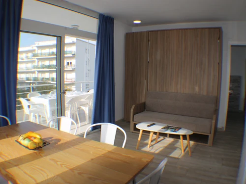 Apartment Roses, 2 bedrooms, 6 persons - photo_1011964177008