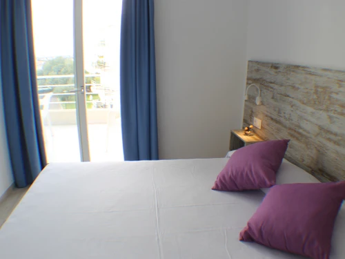 Apartment Roses, 2 bedrooms, 6 persons - photo_1011964177262