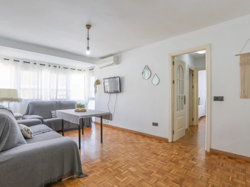 Apartment Seville, 2 bedrooms, 4 persons - photo_1011964335633