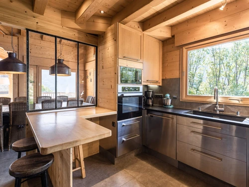 Chalet La Clusaz, 6 bedrooms, 14 persons - photo_8272509059