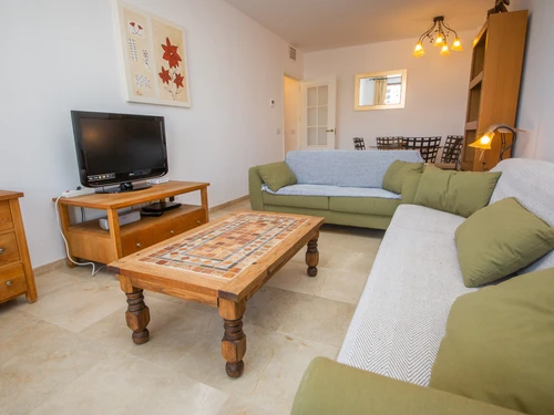 Apartment Manilva, 2 bedrooms, 4 persons - photo_1011970154196