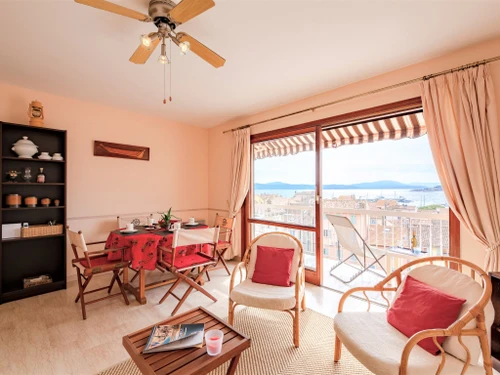 Apartment Sainte-Maxime, 2 bedrooms, 4 persons - photo_13507878385