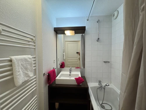 Apartment Serre Chevalier Chantemerle, 2 bedrooms, 6 persons - photo_1011974780696