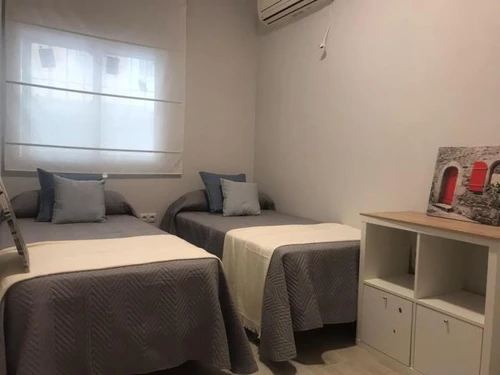 Apartamento Sevilla, 2 dormitorios, 4 personas - photo_1011975300474