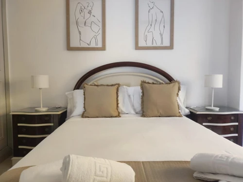 Apartment Seville, 2 bedrooms, 4 persons - photo_1011975307250