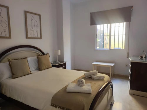 Apartment Seville, 2 bedrooms, 4 persons - photo_1011975307250