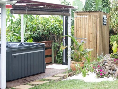 Guestroom Les Avirons, 1 pièce, 3 personnes - photo_1011981043711