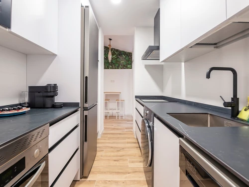 Apartment Madrid, 2 bedrooms, 5 persons - photo_1011982593676